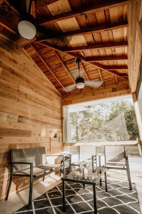 Vila The Turquoise Door Modern Rustic In Town Of Lexington Exteriér fotografie