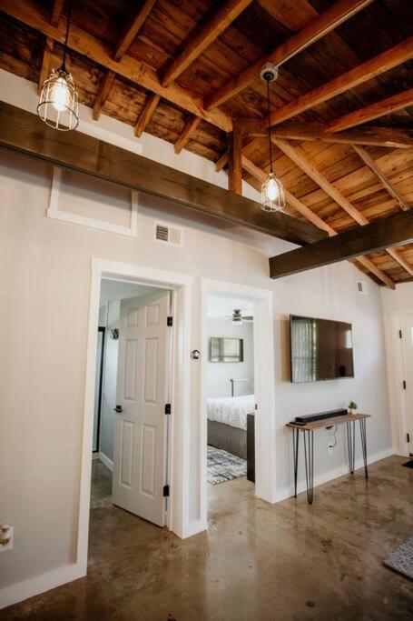 Vila The Turquoise Door Modern Rustic In Town Of Lexington Exteriér fotografie